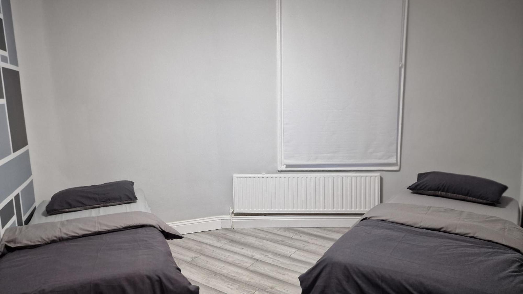 London Stratford 4 Bed Apartment Екстериор снимка